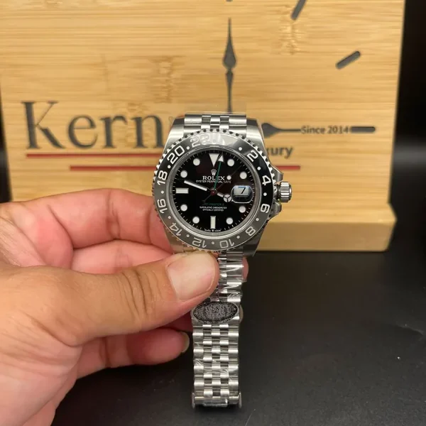 1:1 swiss super clone grade Rolex GMT Bruce Wayne