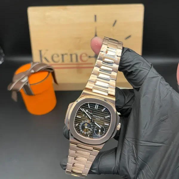 Patek Philippe Nautilus 18K Rose Gold-1:1 Superclone