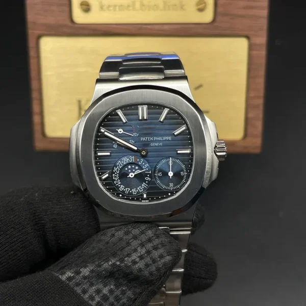 1:1 Superclone Patek Philippe Nautilus 5712/1A-001
